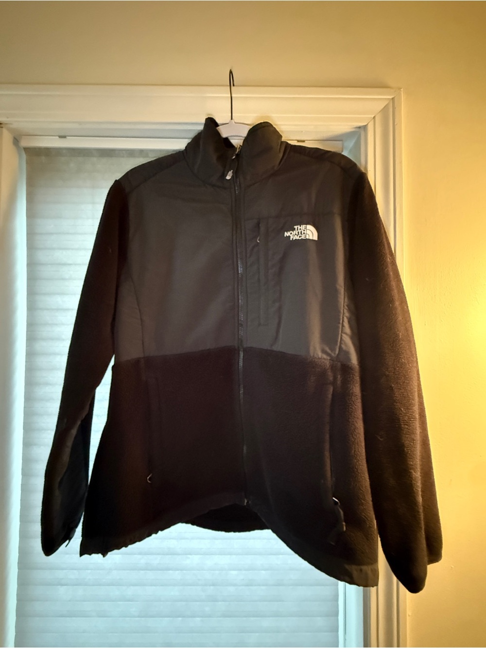 The North Face Women’s Black Full-Zip Fleece Jacket
